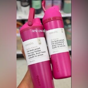 🆕 Target Exclusive Owala Sway 30oz — Read My Lips — New Color